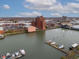 Photo 11- click for photo gallery